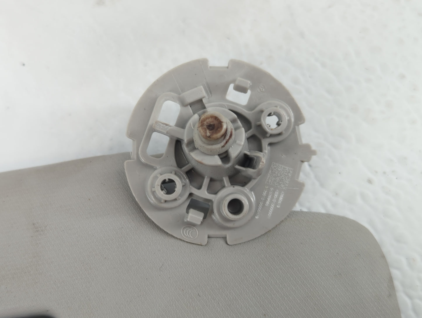 2021-2022 Chevrolet Trailblazer Sun Visor Shade Replacement Passenger Right Mirror Fits Fits 2021 2022 OEM Used Auto Parts -