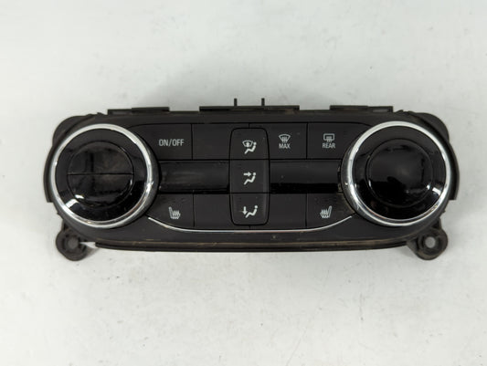 2021-2022 Chevrolet Trailblazer Climate Control Module Temperature AC/Heater Replacement P/N:42729743 Fits Fits 2021 2022 OE