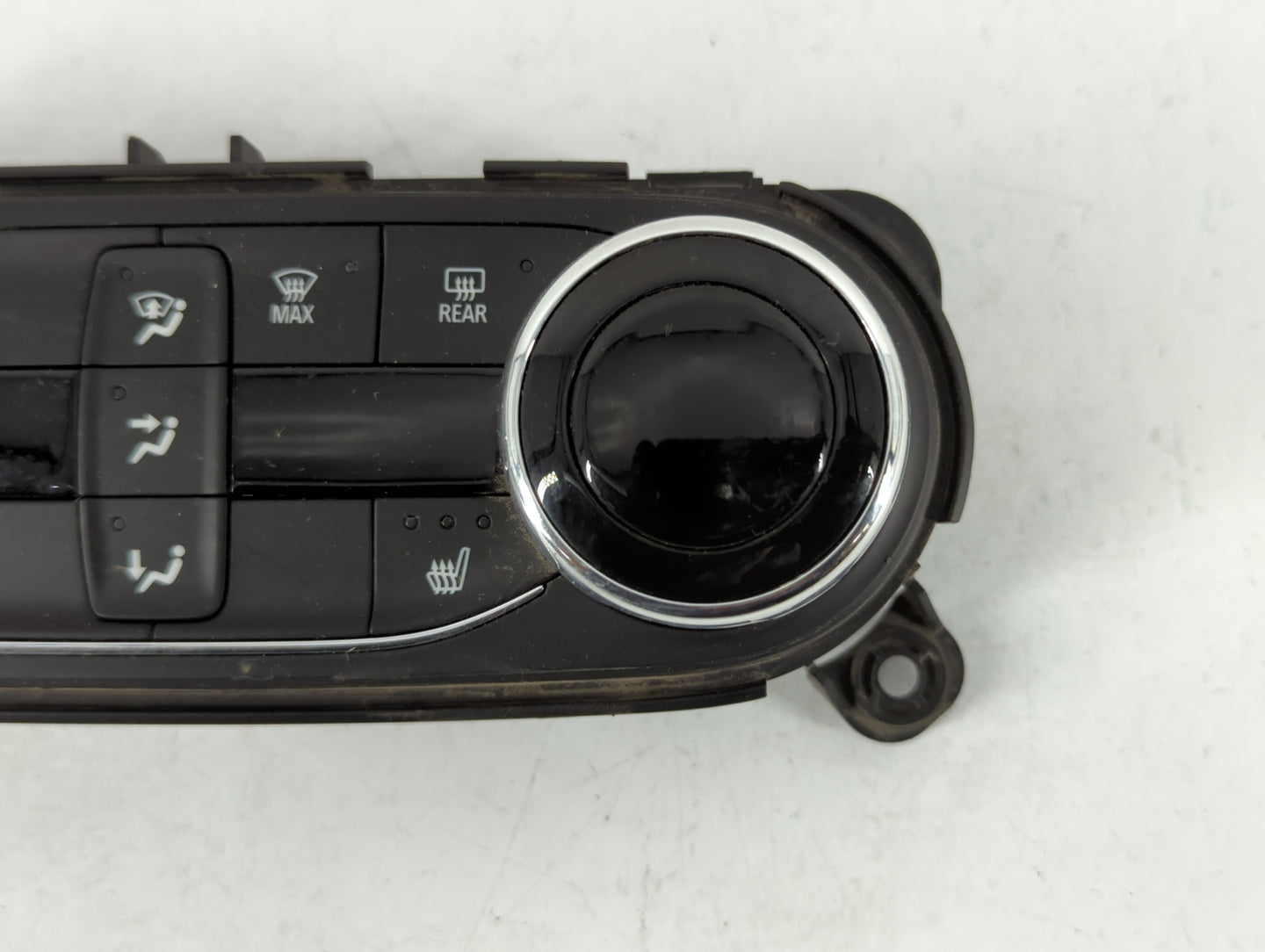 2021-2022 Chevrolet Trailblazer Climate Control Module Temperature AC/Heater Replacement P/N:42729743 Fits Fits 2021 2022 OE