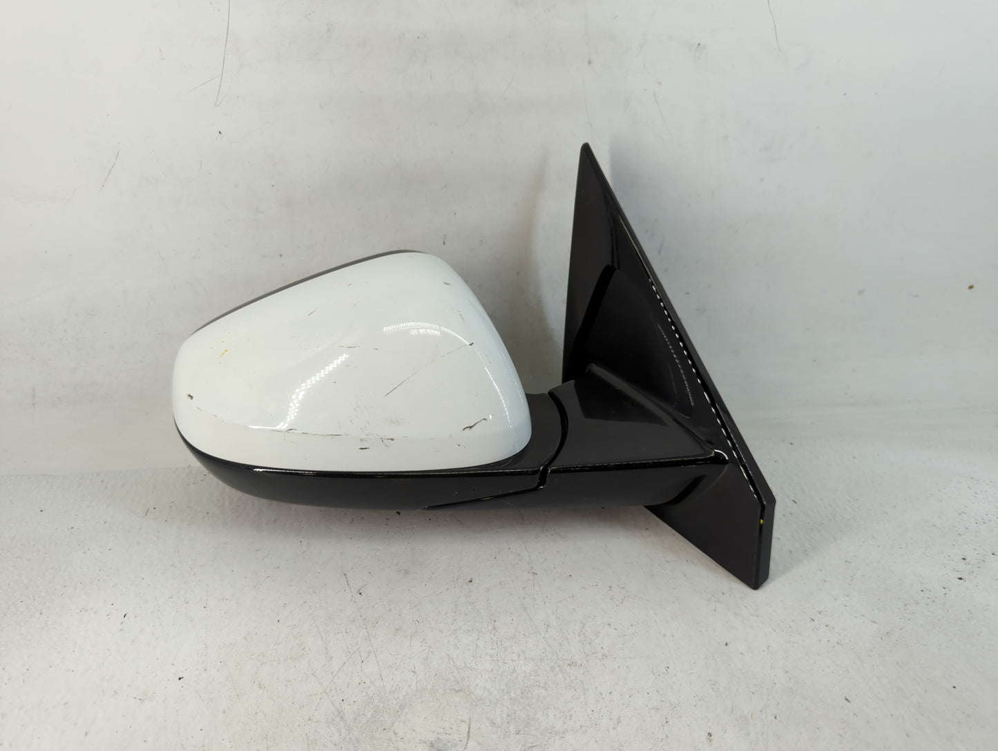 2021-2022 Chevrolet Trailblazer Side Mirror Replacement Driver Left View Door Mirror Fits Fits 2021 2022 OEM Used Auto Parts