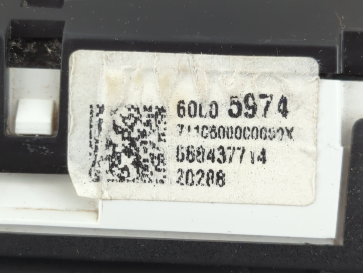 2021-2022 Chevrolet Trailblazer Instrument Cluster Speedometer Gauges P/N:6000 5974 Fits Fits 2021 2022 OEM Used Auto Parts 