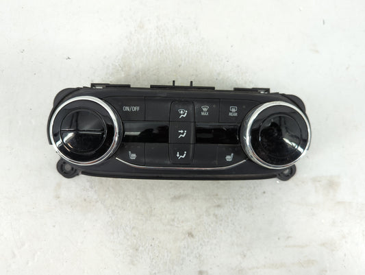 2021-2022 Chevrolet Trailblazer Climate Control Module Temperature AC/Heater Replacement Fits Fits 2021 2022 OEM Used Auto P