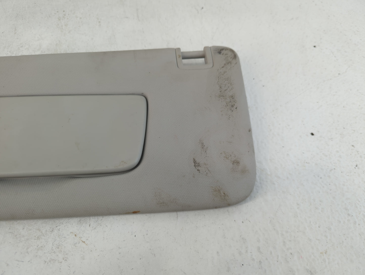 2021-2022 Chevrolet Trailblazer Sun Visor Shade Replacement Driver Left Mirror Fits Fits 2021 2022 OEM Used Auto Parts - Oem