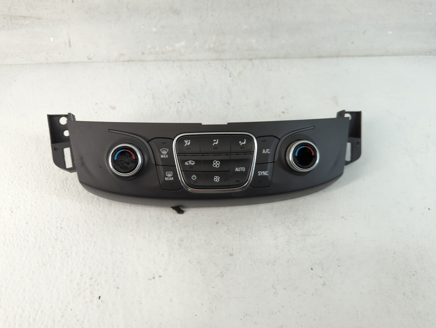 2018-2022 Chevrolet Traverse Climate Control Module Temperature AC/Heater Replacement P/N:84344401 Fits OEM Used Auto Parts 