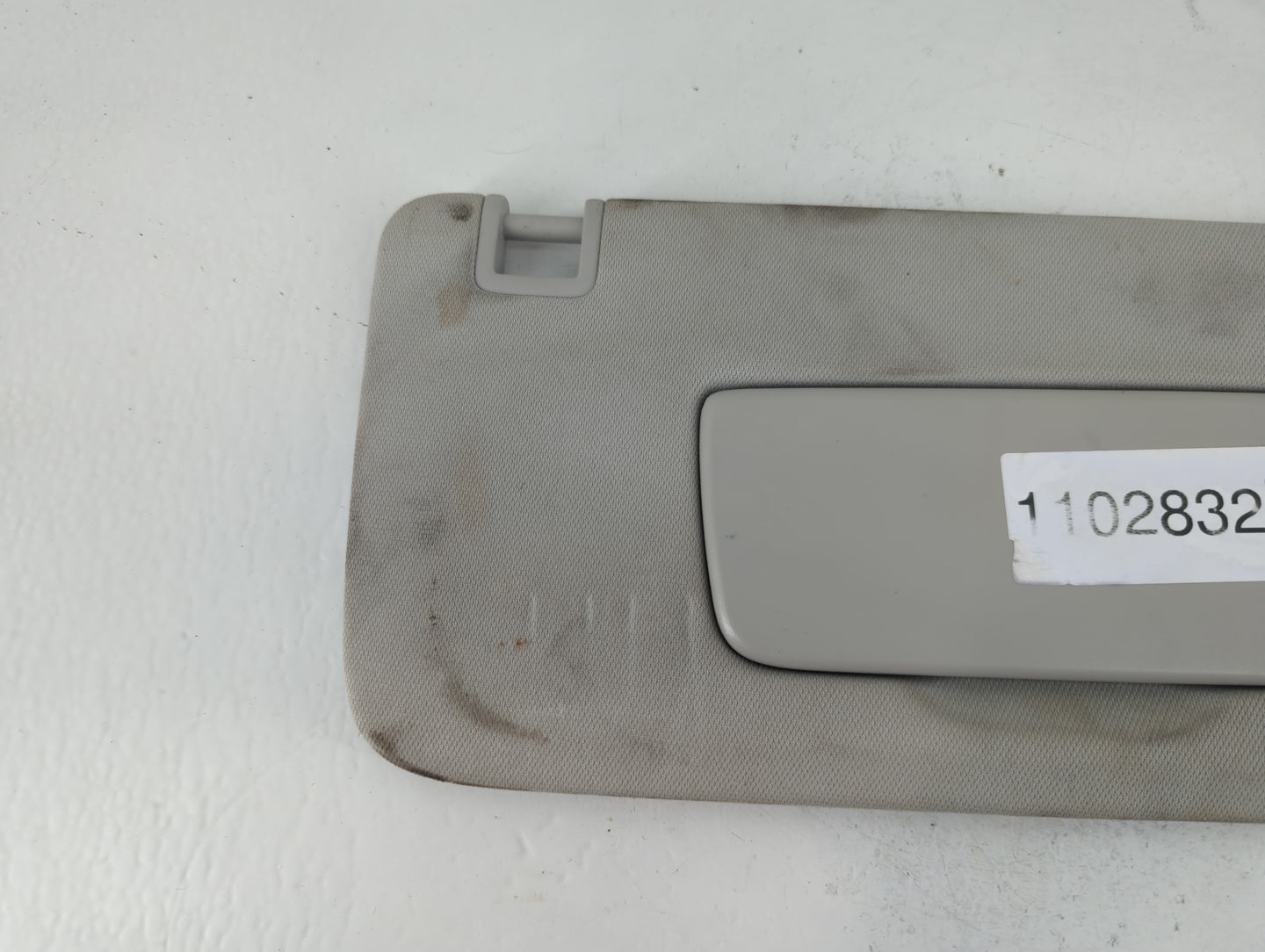 2018-2022 Chevrolet Traverse Sun Visor Shade Replacement Passenger Right Mirror Fits Fits 2018 2019 2020 2021 2022 OEM Used 