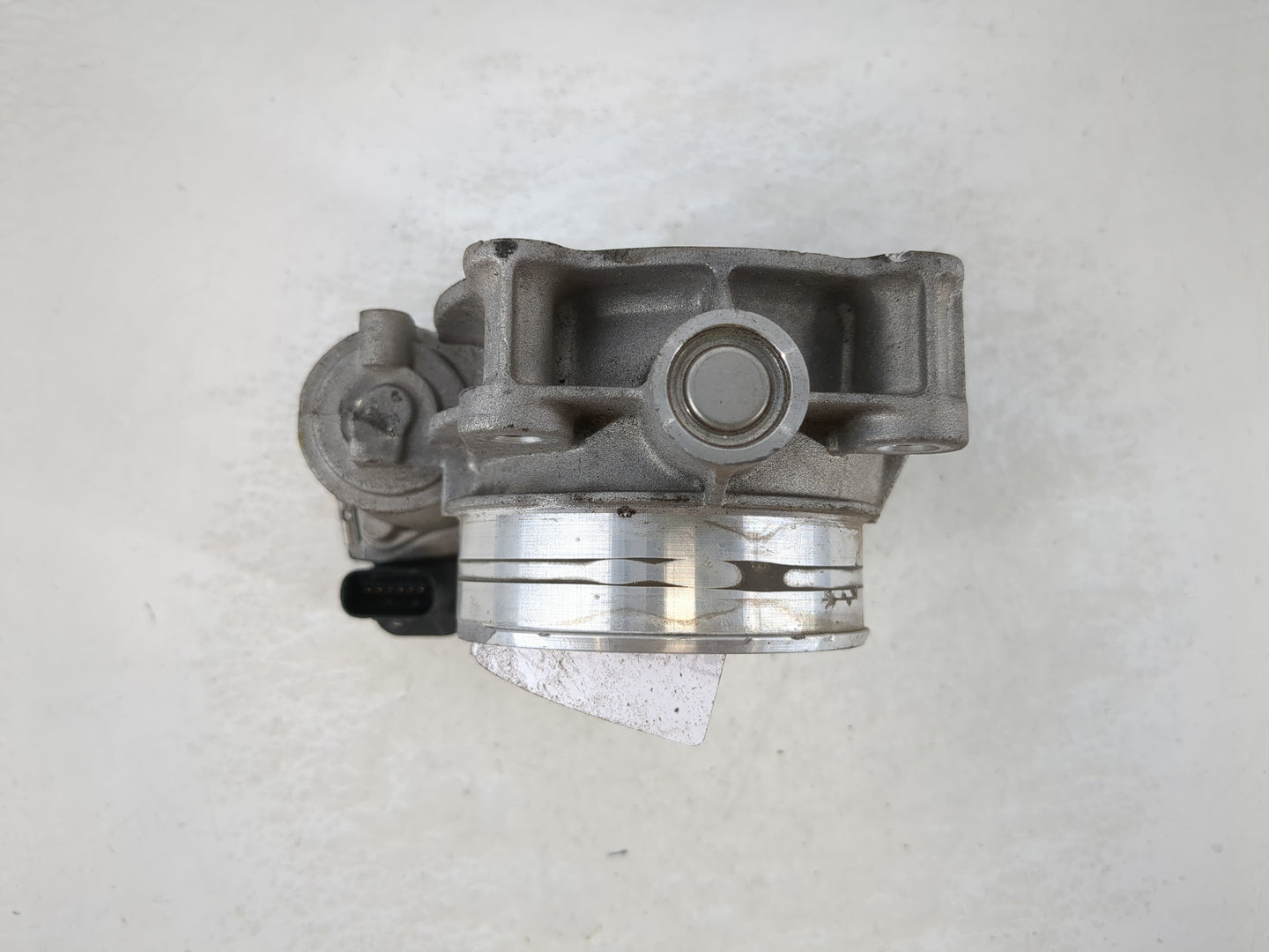 2017-2022 Chevrolet Traverse Throttle Body P/N:12670981AA Fits Fits 2012 2013 2014 2015 2016 2017 2018 2019 2020 2021 2022 O