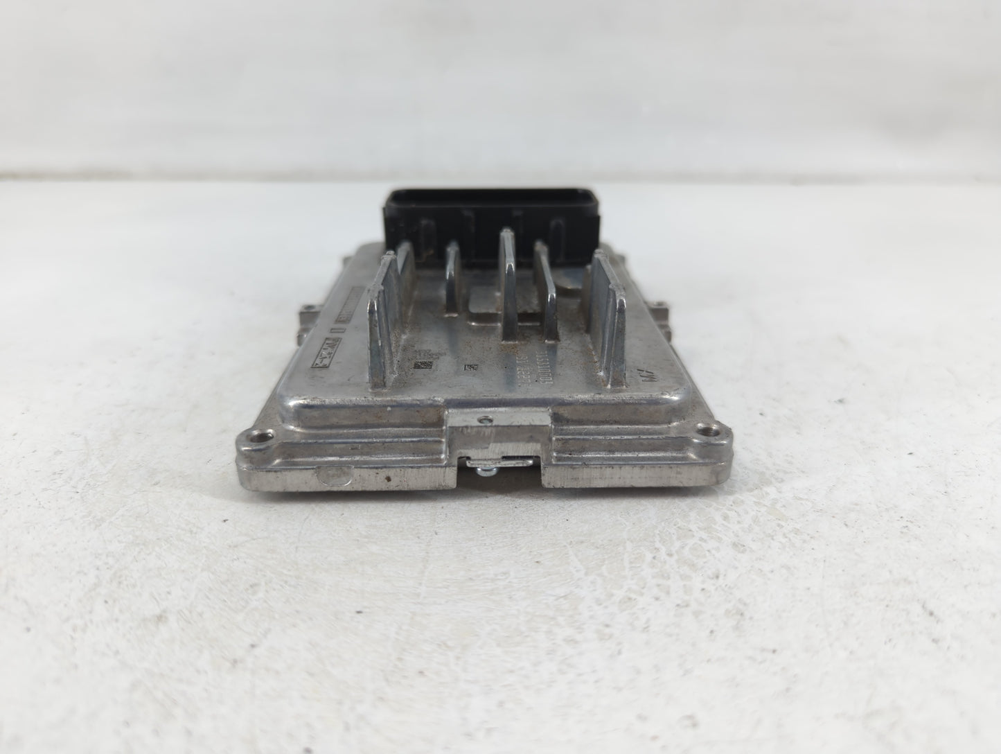 2019-2022 Chevrolet Traverse Chassis Control Module Ccm Bcm Body Control - Oemusedautoparts1.com