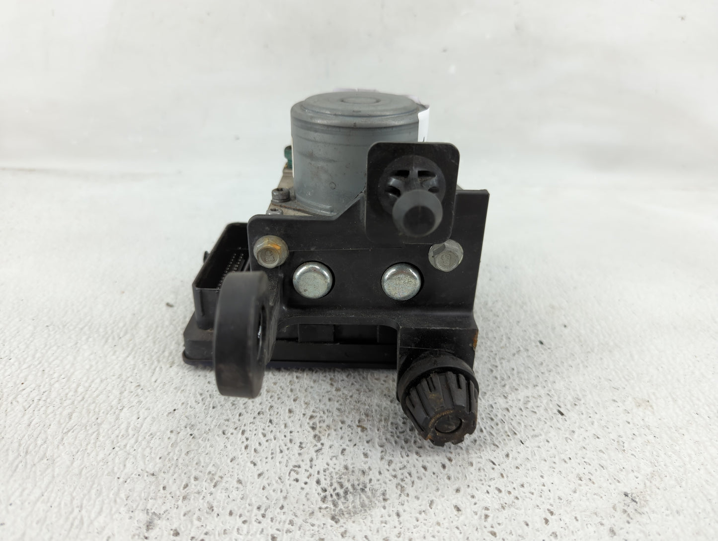 2019-2022 Chevrolet Traverse ABS Pump Control Module Replacement P/N:84728141 Fits Fits 2019 2020 2021 2022 OEM Used Auto Pa
