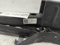 2021 Chevrolet Traverse Spare Scissor Car Jack - Oemusedautoparts1.com