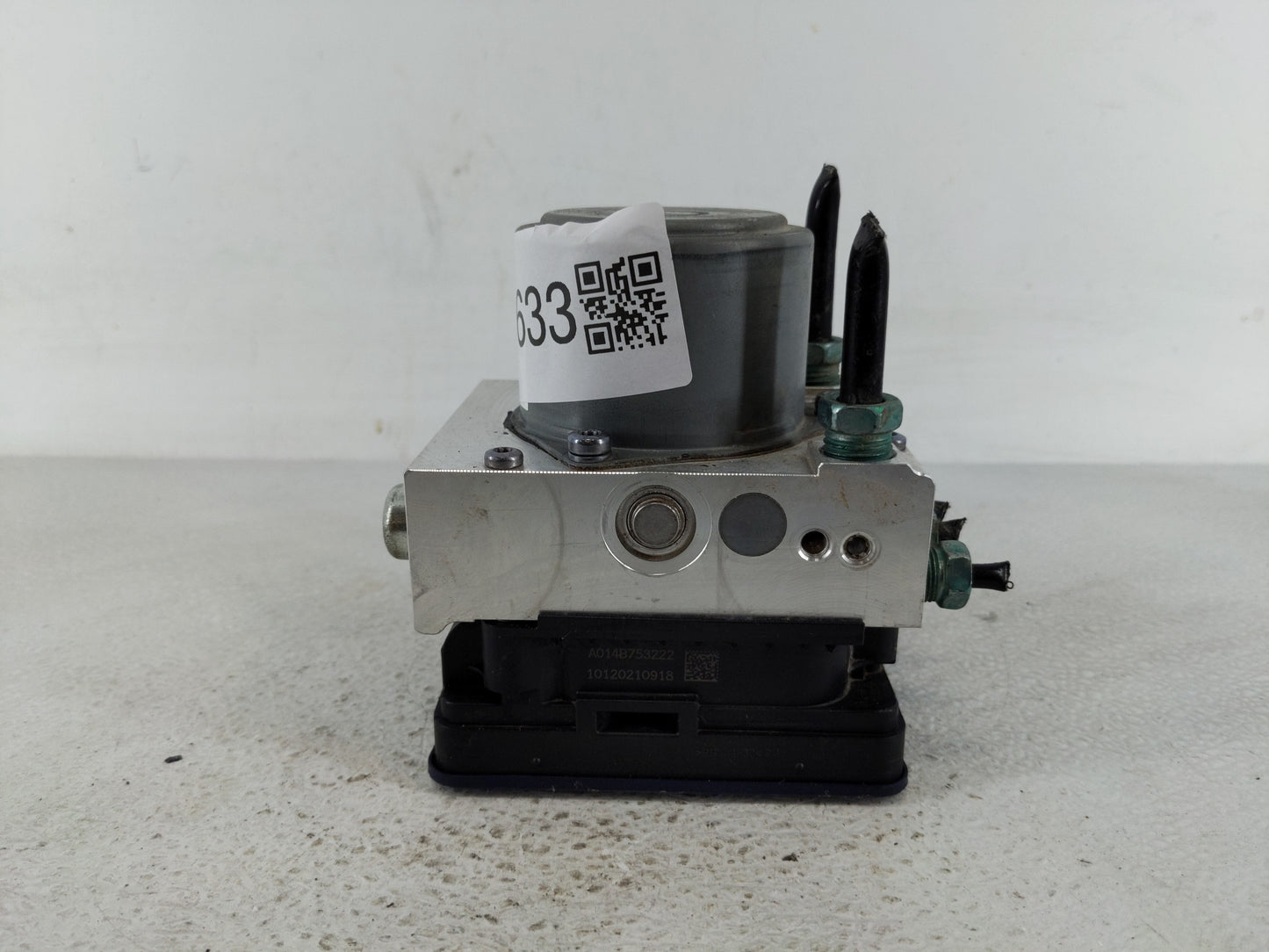 2021 Chevrolet Traverse ABS Pump Control Module Replacement P/N:84728141 Fits Fits 2017 OEM Used Auto Parts - Oemusedautopar