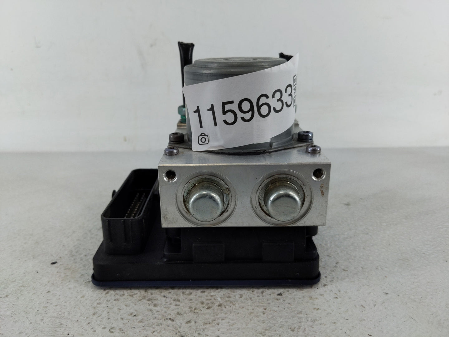 2021 Chevrolet Traverse ABS Pump Control Module Replacement P/N:84728141 Fits Fits 2017 OEM Used Auto Parts - Oemusedautopar