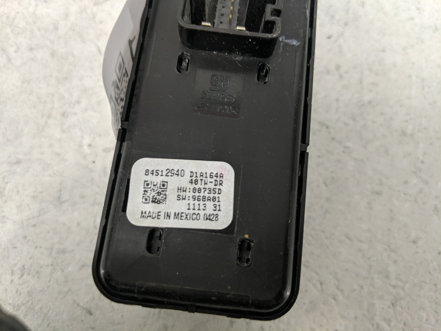 2018-2022 Chevrolet Traverse Master Power Window Switch Replacement Driver Side Left P/N:84512940 84139693 Fits OEM Used Aut