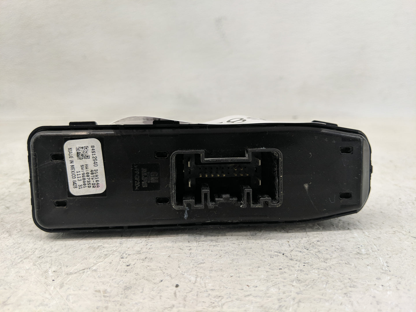 2018-2022 Chevrolet Traverse Master Power Window Switch Replacement Driver Side Left P/N:84512940 84139693 Fits OEM Used Aut