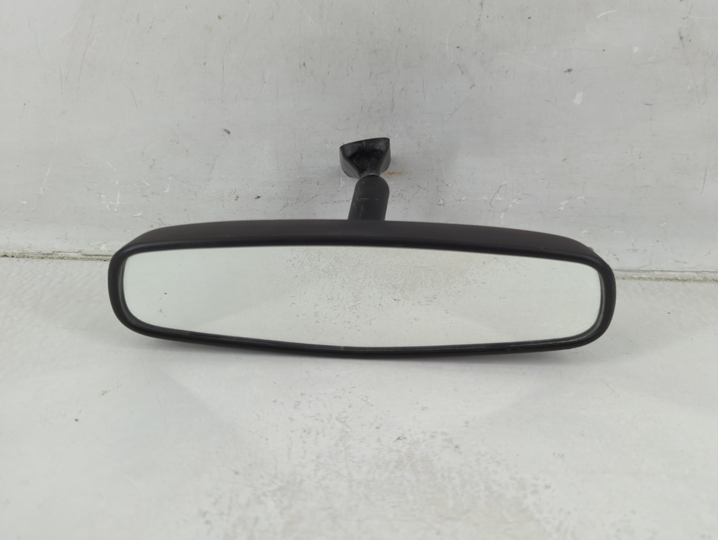 2018-2022 Chevrolet Traverse Interior Rear View Mirror Replacement OEM P/N:E11026150 Fits OEM Used Auto Parts - Oemusedautop