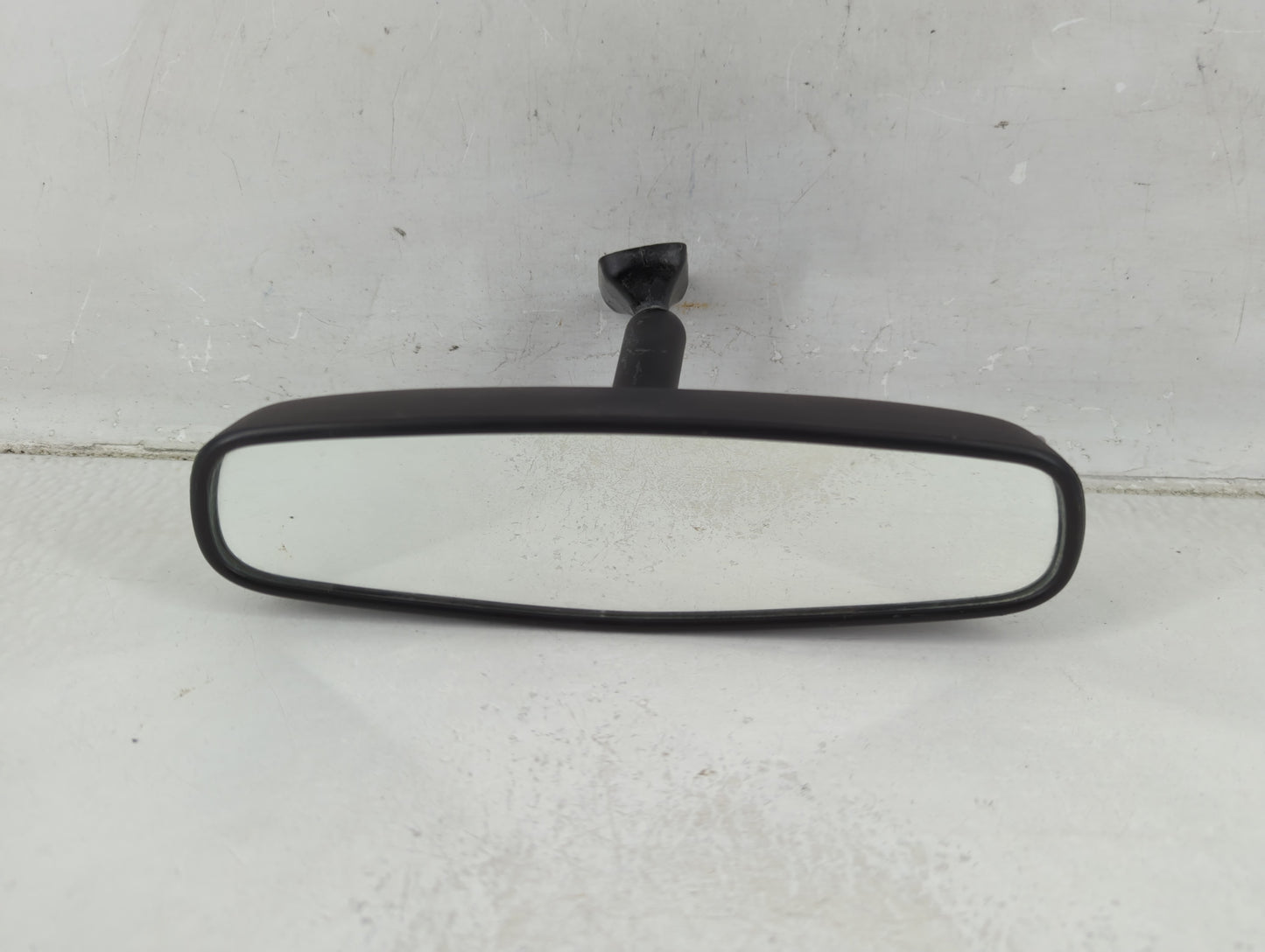 2018-2022 Chevrolet Traverse Interior Rear View Mirror Replacement OEM P/N:E11026150 Fits OEM Used Auto Parts - Oemusedautop