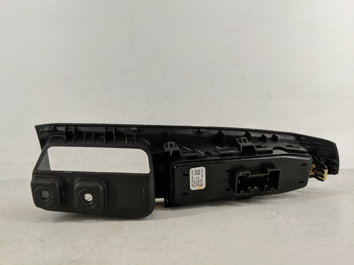 2021 Chevrolet Traverse Master Power Window Switch Replacement Driver Side Left P/N:84513464 Fits OEM Used Auto Parts - Oemu