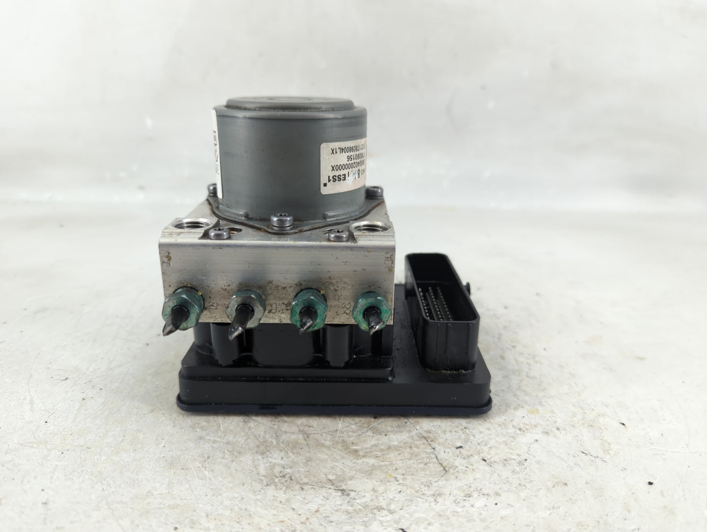 2019-2022 Chevrolet Traverse ABS Pump Control Module Replacement P/N:8472 8141 8450 3309 Fits Fits 2019 2020 2021 2022 OEM U