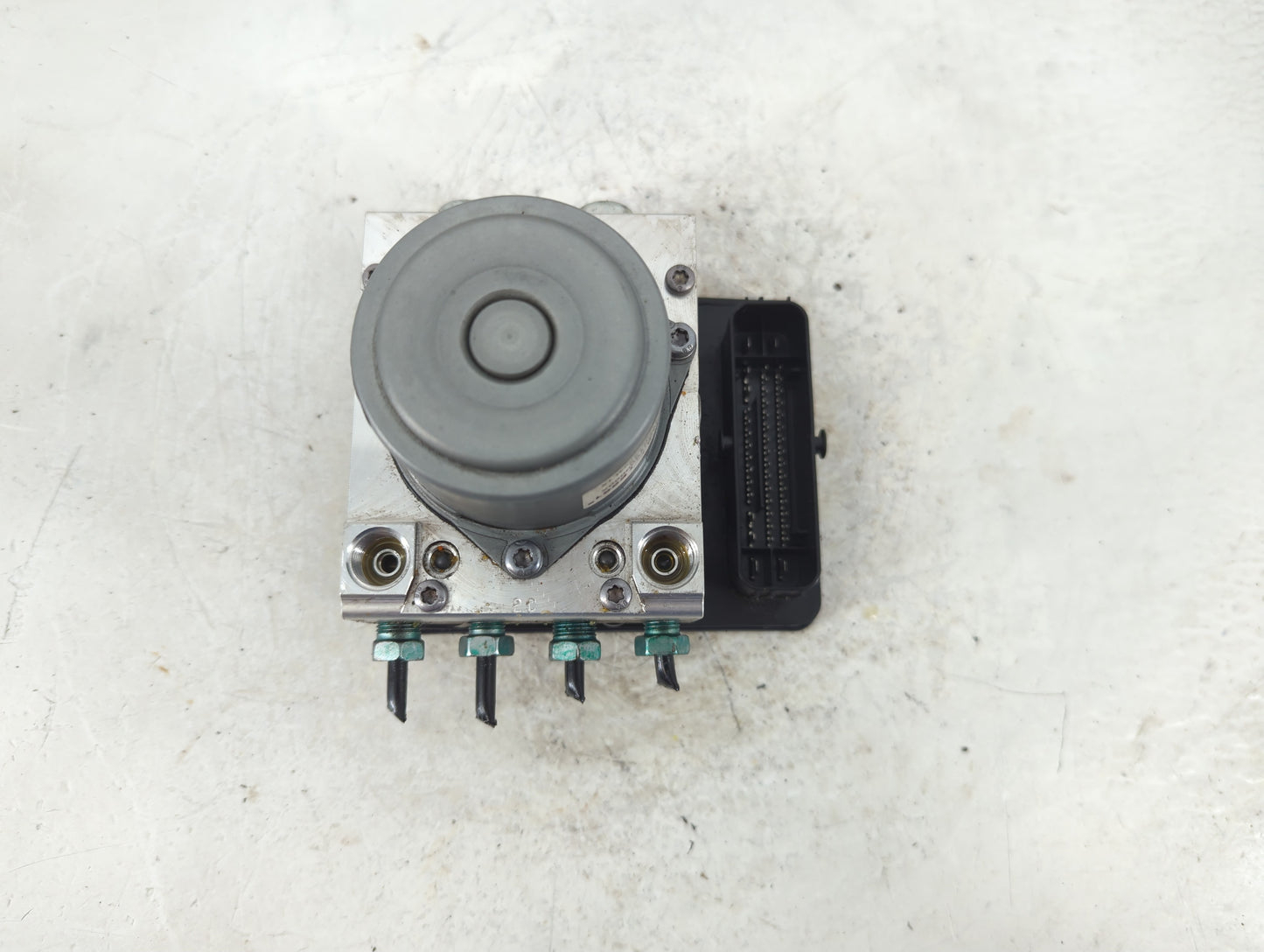 2019-2022 Chevrolet Traverse ABS Pump Control Module Replacement P/N:8472 8141 8450 3309 Fits Fits 2019 2020 2021 2022 OEM U