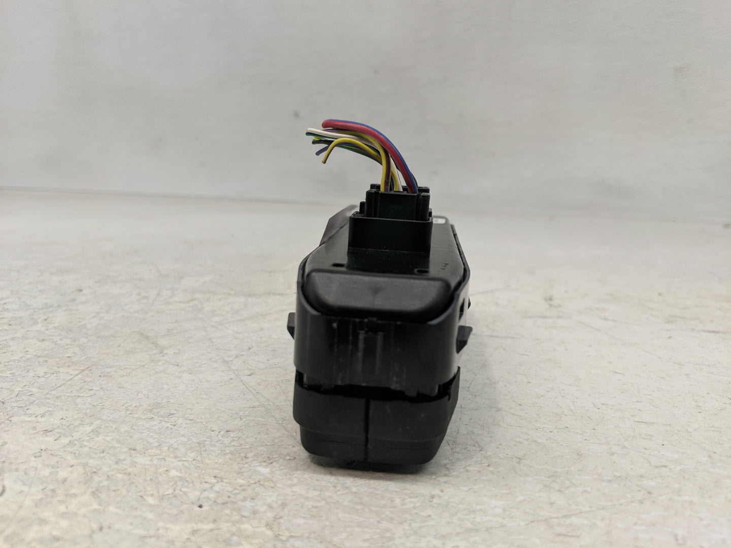 2021-2022 Chevrolet Traverse Master Power Window Switch Replacement Driver Side Left P/N:84512940 Fits OEM Used Auto Parts -
