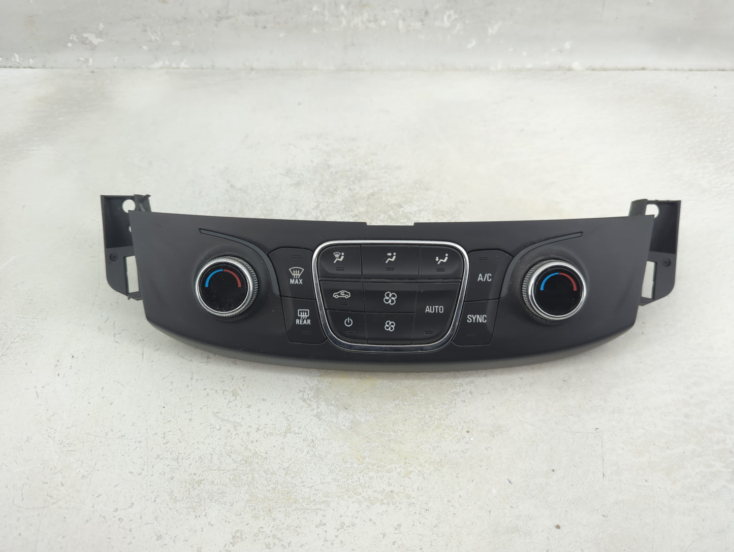 2018-2022 Chevrolet Traverse Climate Control Module Temperature AC/Heater Replacement P/N:84344401 Fits OEM Used Auto Parts 