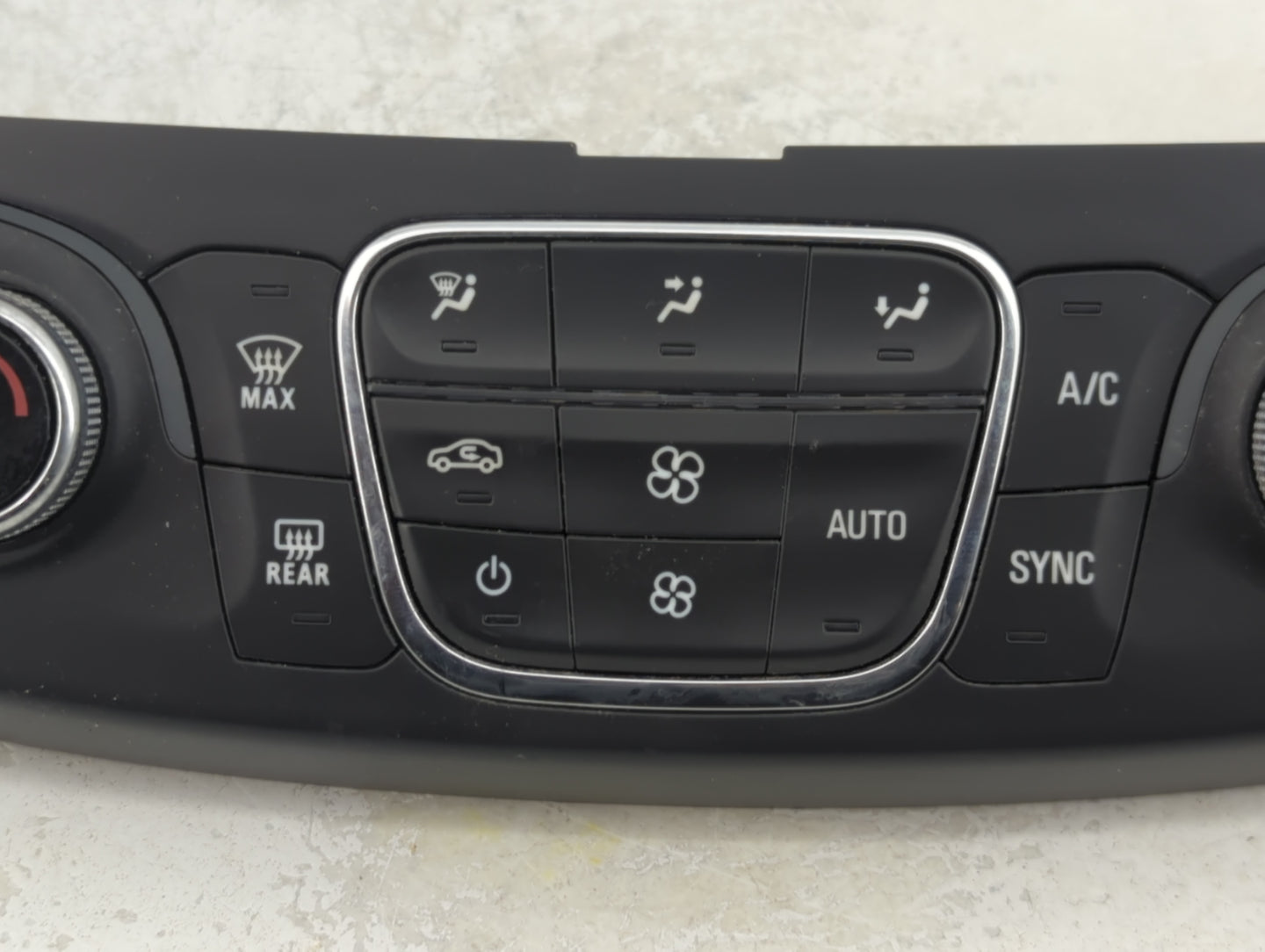 2018-2022 Chevrolet Traverse Climate Control Module Temperature AC/Heater Replacement P/N:84344401 Fits OEM Used Auto Parts 
