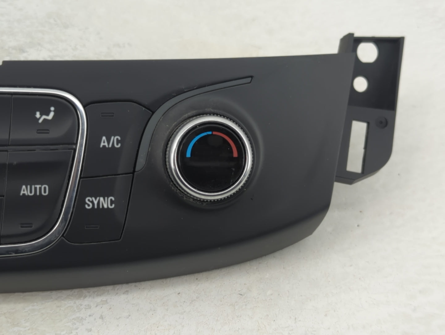 2018-2022 Chevrolet Traverse Climate Control Module Temperature AC/Heater Replacement P/N:84344401 Fits OEM Used Auto Parts 