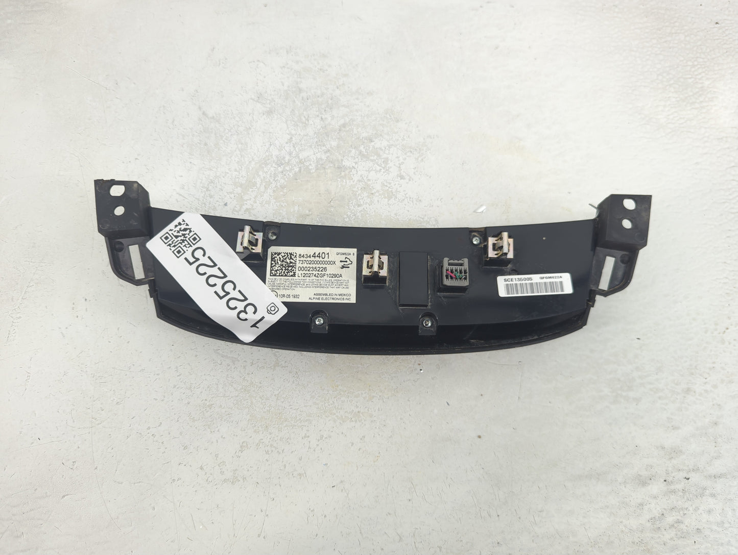2018-2022 Chevrolet Traverse Climate Control Module Temperature AC/Heater Replacement P/N:84344401 Fits OEM Used Auto Parts 