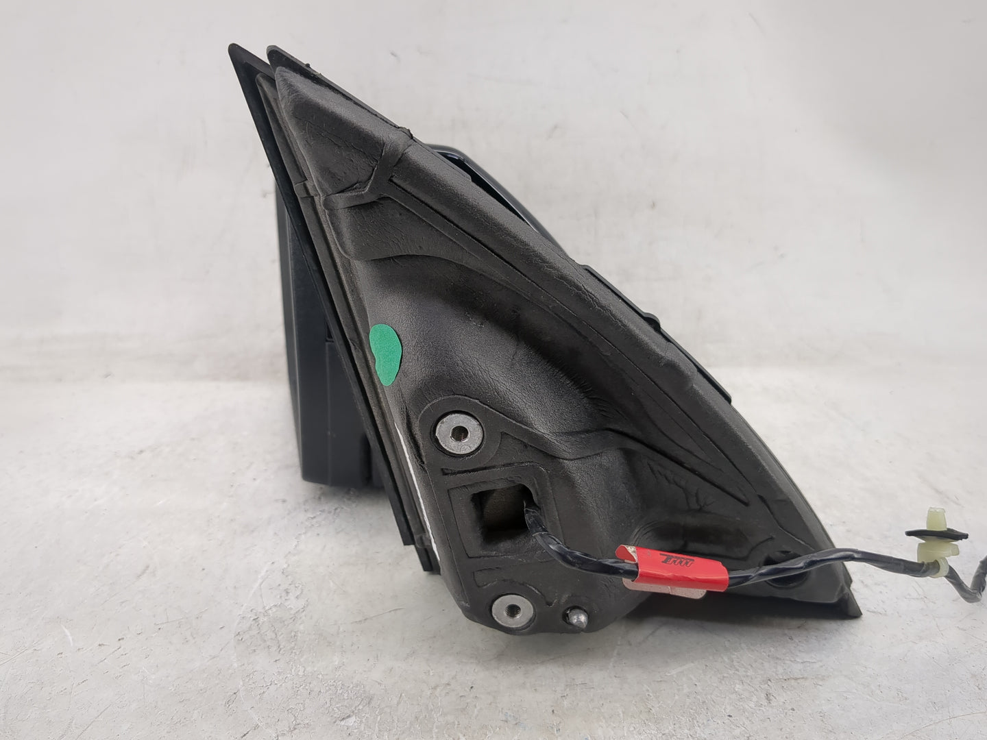 2018-2022 Chevrolet Traverse Driver Side View Mirror - Left Door Mirror OEM Used - Oemusedautoparts1.com