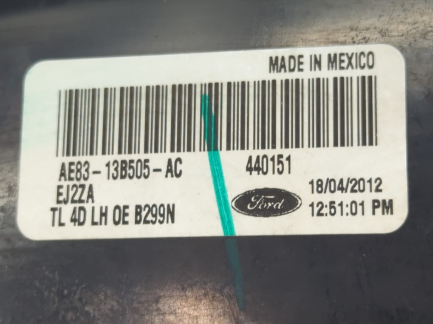 2018-2021 Chevrolet Traverse Tail Light Assembly Driver Left OEM P/N:AE83-13B505-AC Fits Fits 2018 2019 2020 2021 OEM Used A