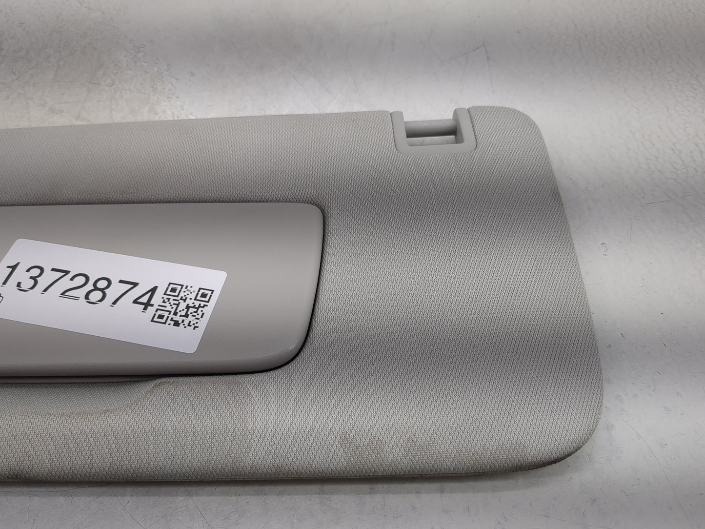 2018-2022 Chevrolet Traverse Sun Visor Shade Replacement Driver Left Mirror Fits Fits 2018 2019 2020 2021 2022 OEM Used Auto