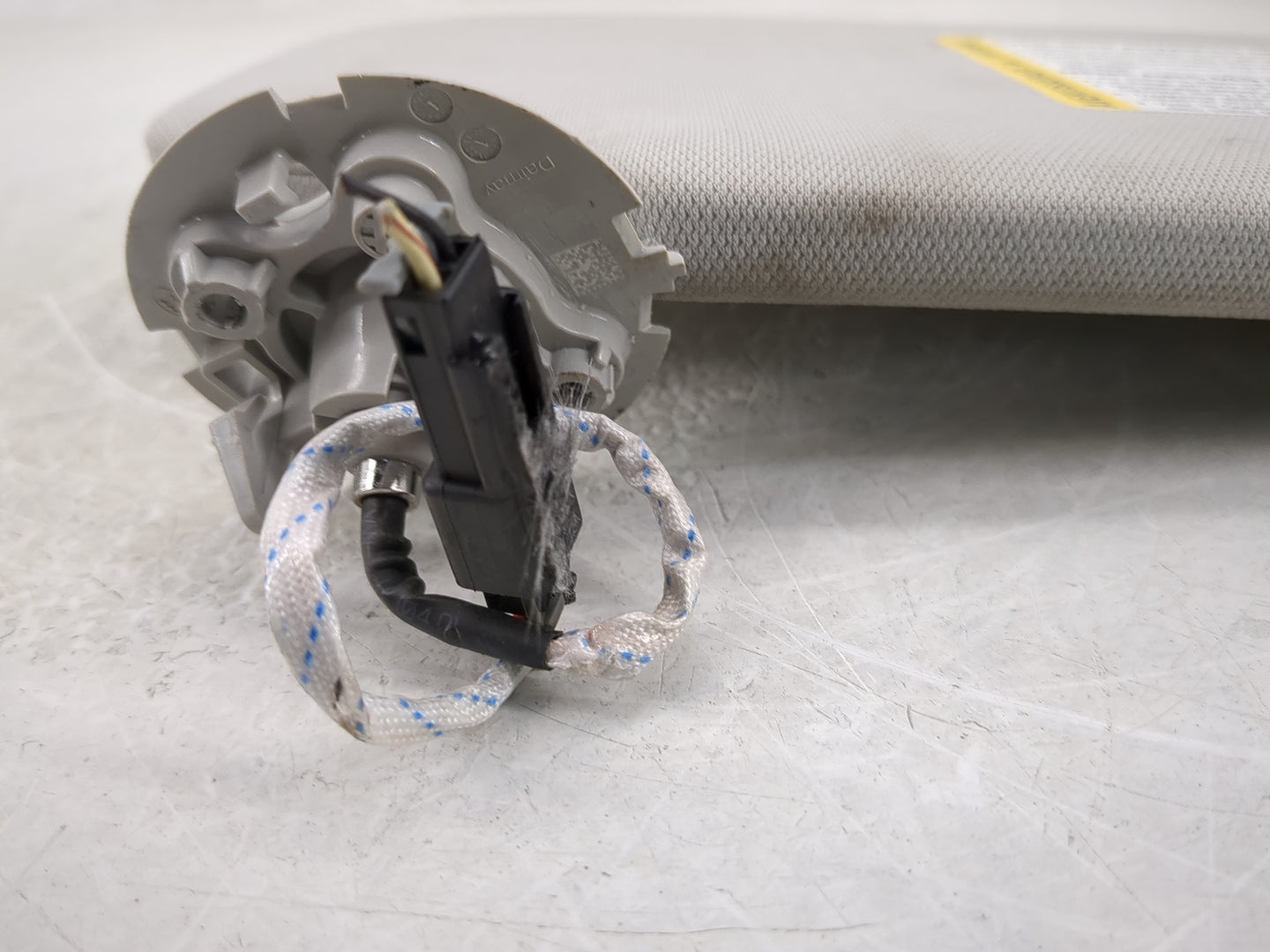 2018-2022 Chevrolet Traverse Sun Visor Shade Replacement Driver Left Mirror Fits Fits 2018 2019 2020 2021 2022 OEM Used Auto