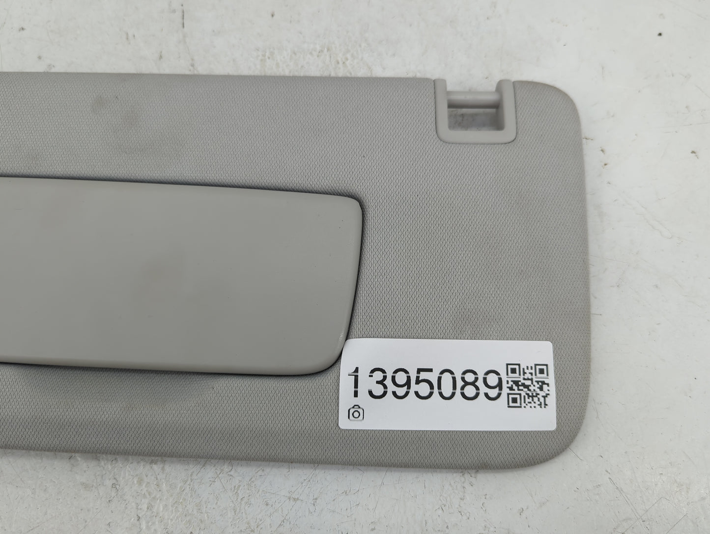 2018-2022 Chevrolet Traverse Sun Visor Shade Replacement Driver Left Mirror Fits Fits 2018 2019 2020 2021 2022 OEM Used Auto