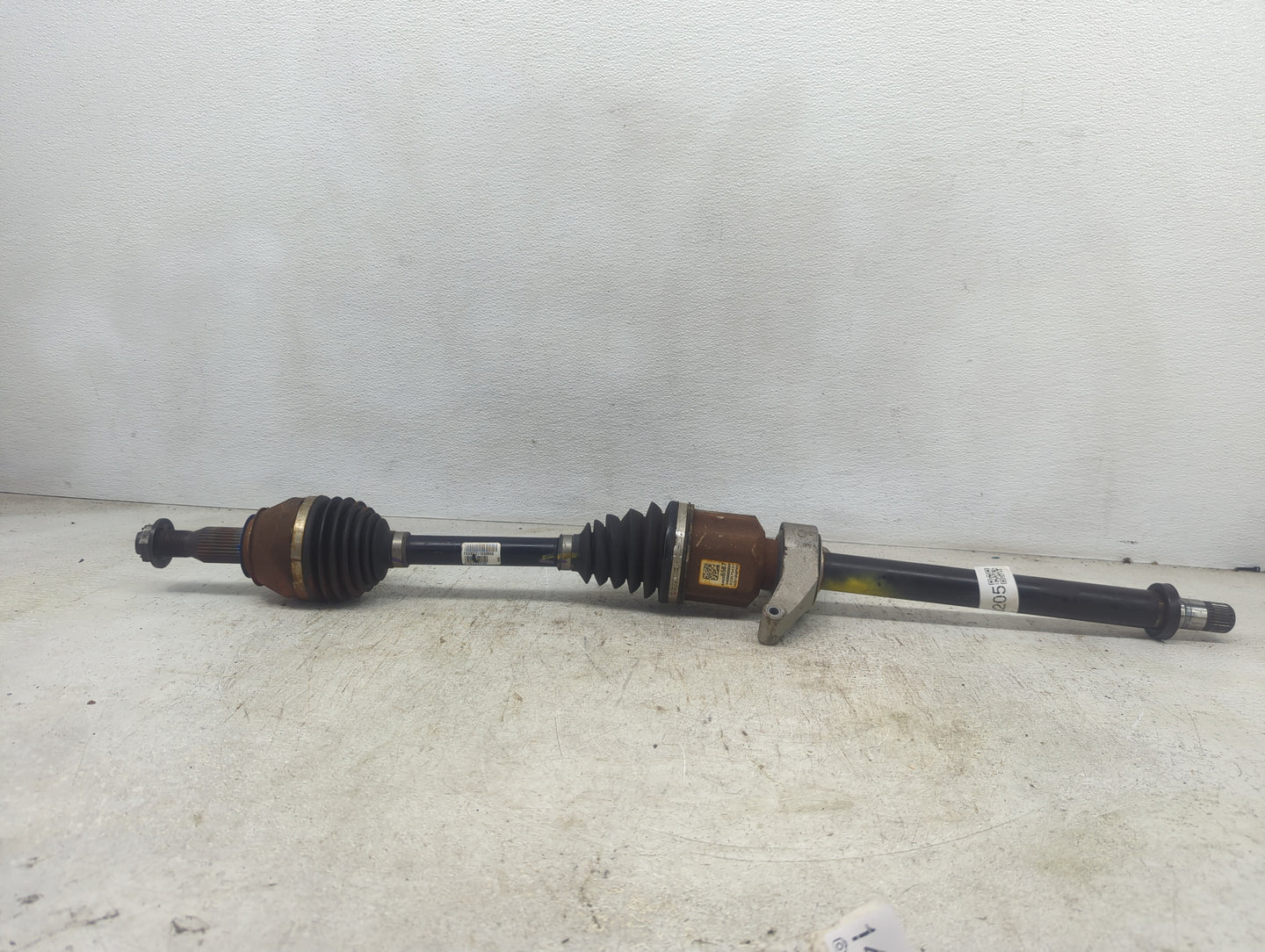 2018-2022 Chevrolet Traverse Axle Shaft Front Passenger Cv C/v - Oemusedautoparts1.com