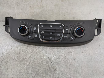 compare product 2018-2022 Chevrolet Traverse Climate Control Module Temperature AC/Heater Replacement P/N:84344402 7370200000000X Fits OEM Used Auto Parts