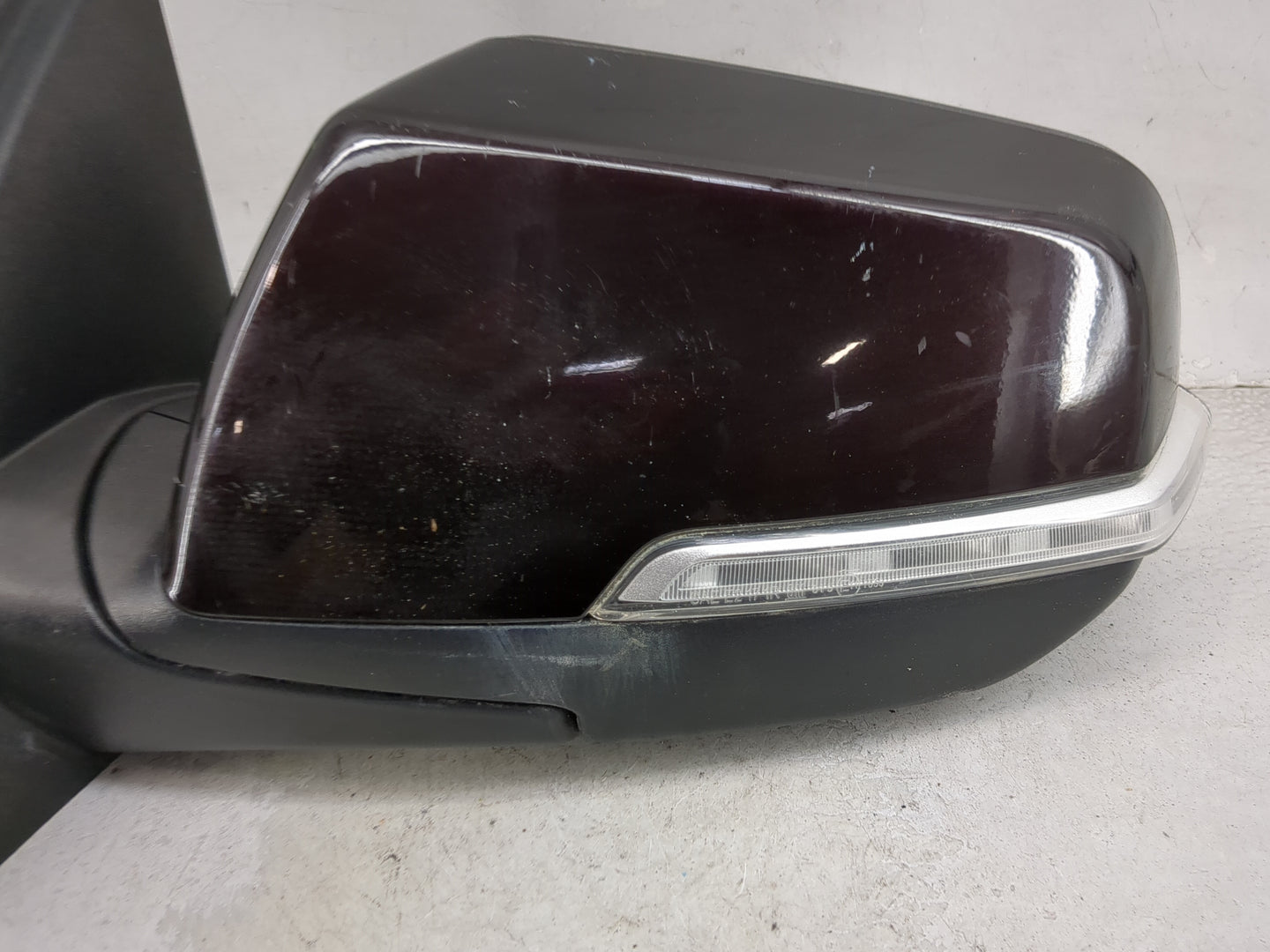 2021 Chevrolet Traverse Driver Side View Mirror - Left Door Mirror OEM Used - Oemusedautoparts1.com