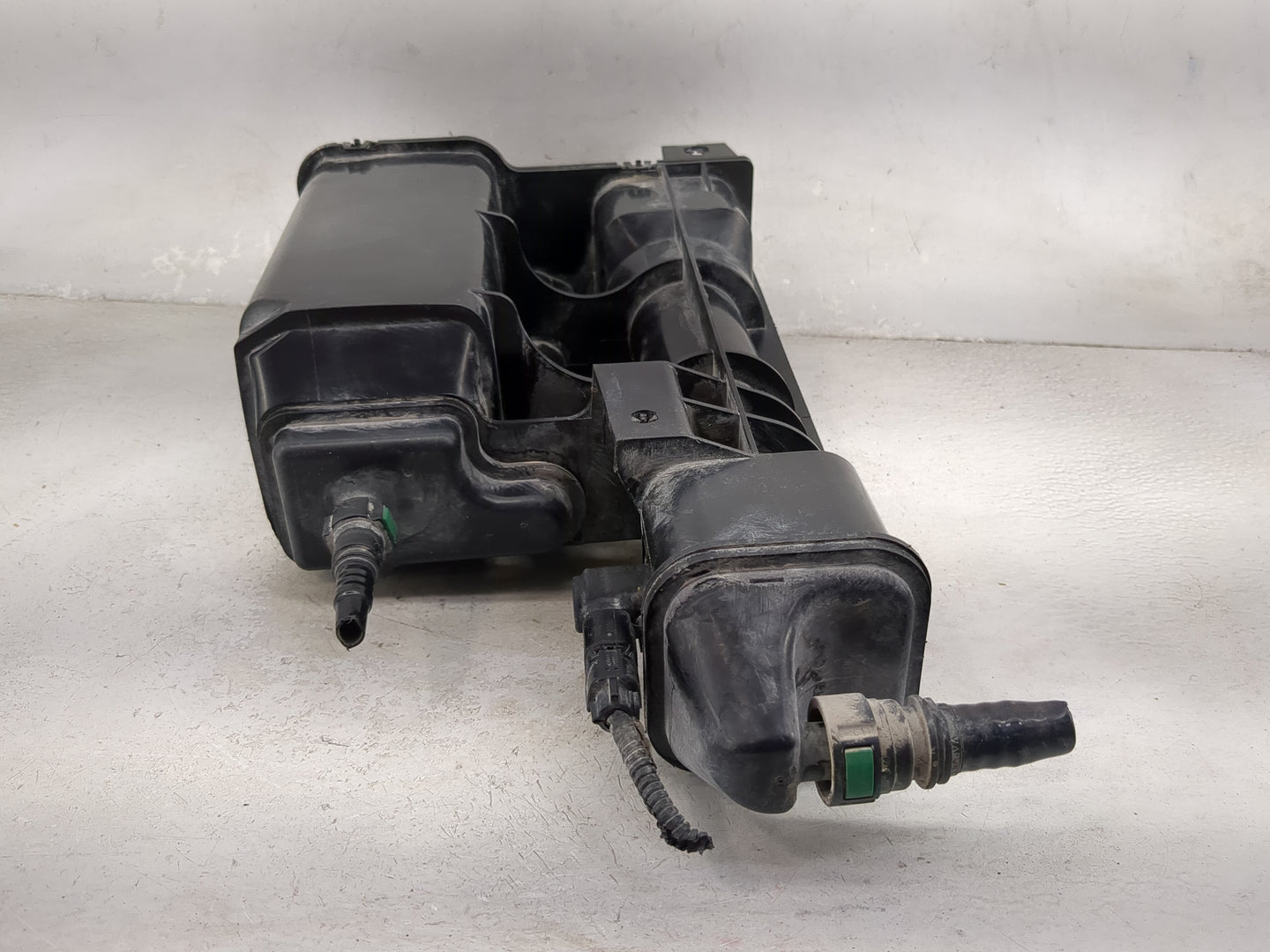 2021 Chevrolet Traverse Fuel Vapor Charcoal Canister - Oemusedautoparts1.com