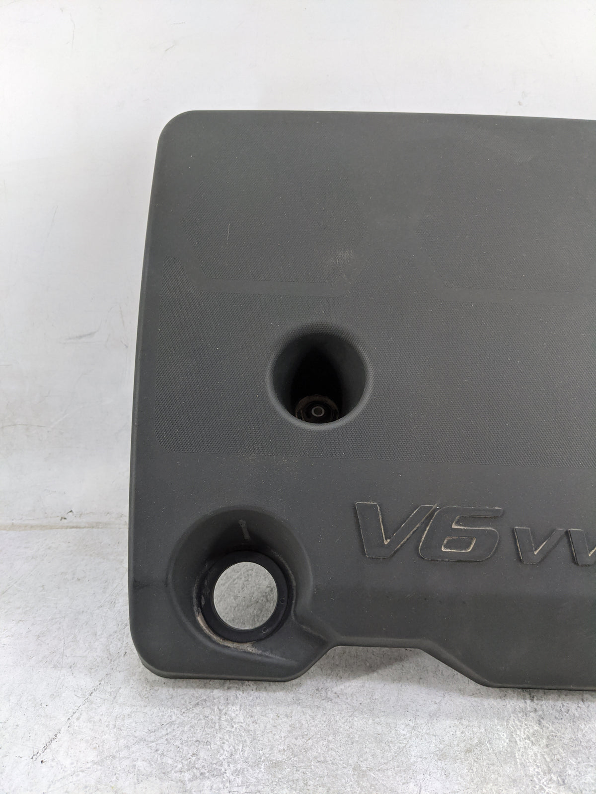 2021 Chevrolet Traverse Engine Cover - Oemusedautoparts1.com