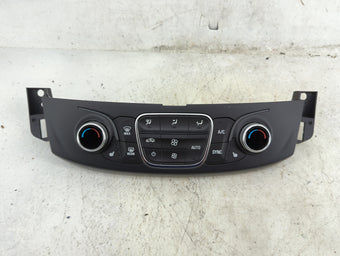 compare product 2018-2022 Chevrolet Traverse Climate Control Module Temperature AC/Heater Replacement P/N:84344402 13511782 Fits OEM Used Auto Parts