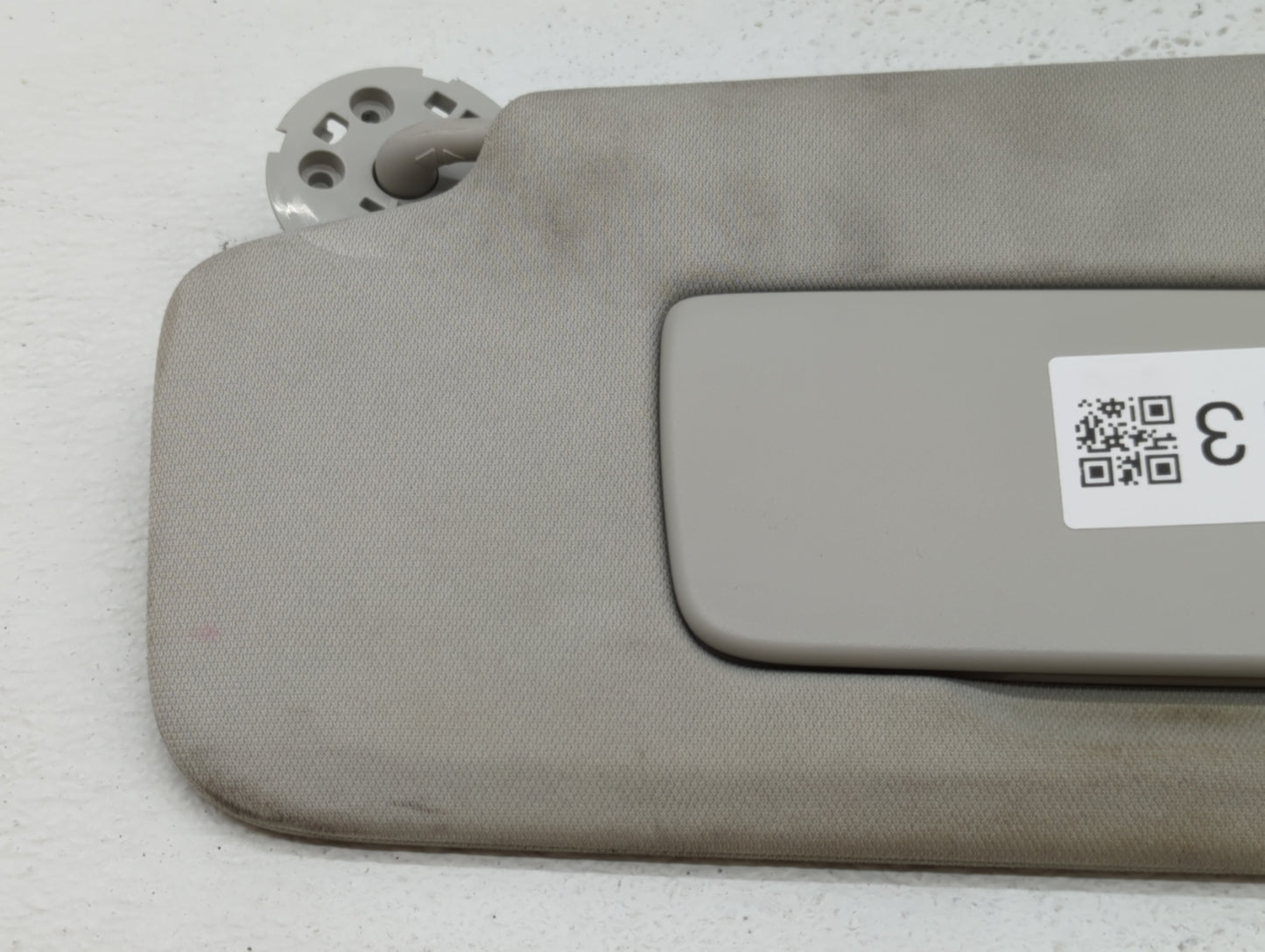 2018-2022 Chevrolet Traverse Sun Visor Shade Replacement Passenger Right Mirror Fits Fits 2018 2019 2020 2021 2022 OEM Used 