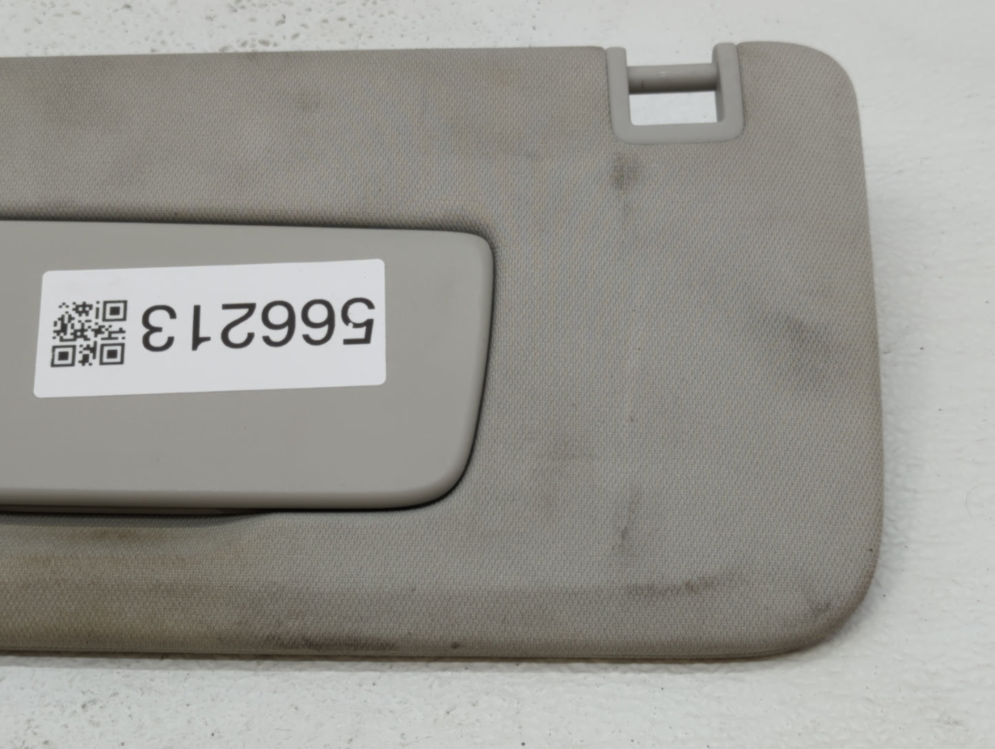 2018-2022 Chevrolet Traverse Sun Visor Shade Replacement Passenger Right Mirror Fits Fits 2018 2019 2020 2021 2022 OEM Used 