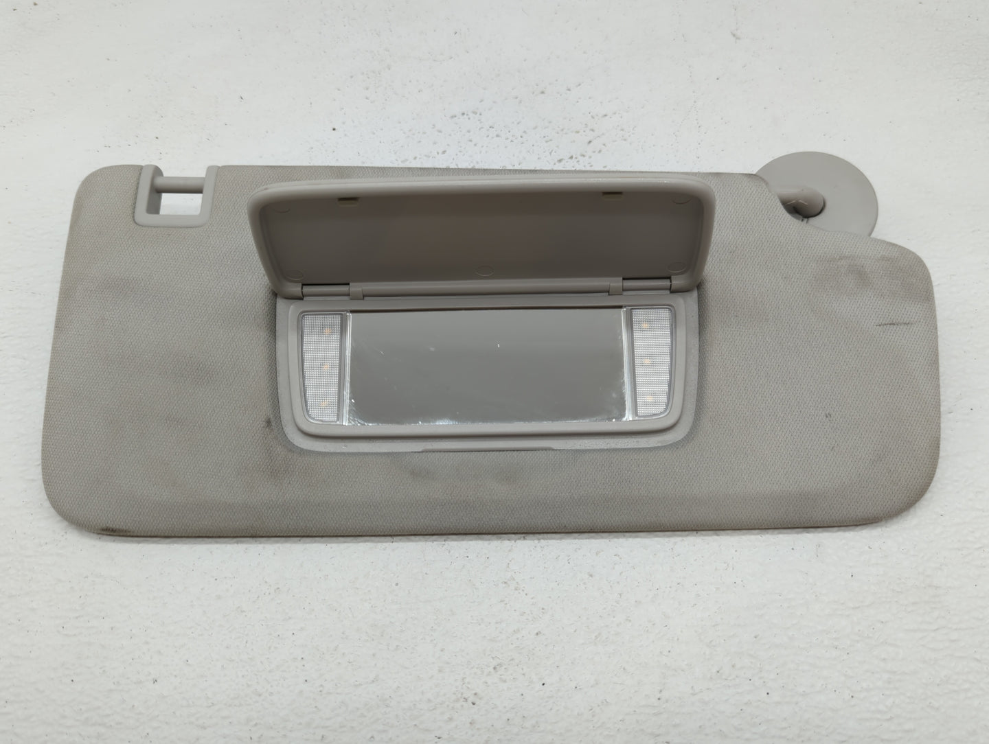 2018-2022 Chevrolet Traverse Sun Visor Shade Replacement Driver Left Mirror Fits Fits 2018 2019 2020 2021 2022 OEM Used Auto