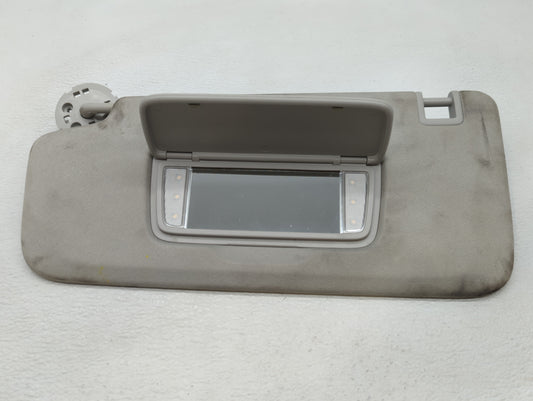 2018-2022 Chevrolet Traverse Sun Visor Shade Replacement Passenger Right Mirror Fits Fits 2018 2019 2020 2021 2022 OEM Used 