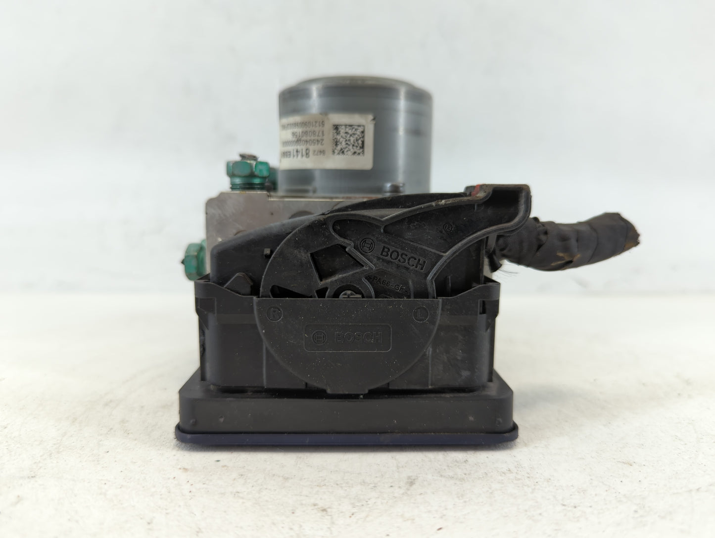 2019-2022 Chevrolet Traverse ABS Pump Control Module Replacement P/N:84728141 Fits Fits 2019 2020 2021 2022 OEM Used Auto Pa