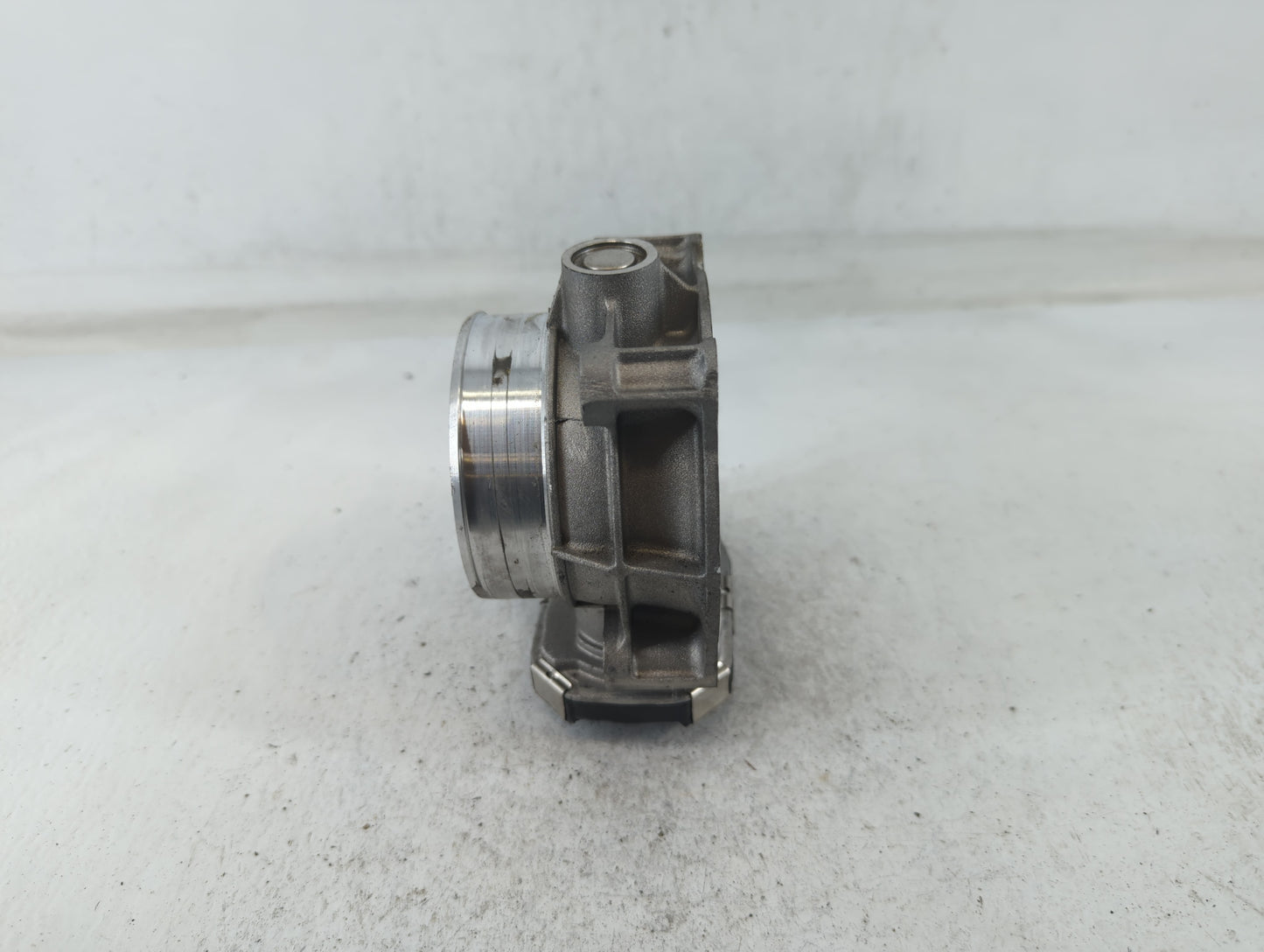 2017-2022 Chevrolet Traverse Throttle Body P/N:12670981AA Fits Fits 2012 2013 2014 2015 2016 2017 2018 2019 2020 2021 2022 O