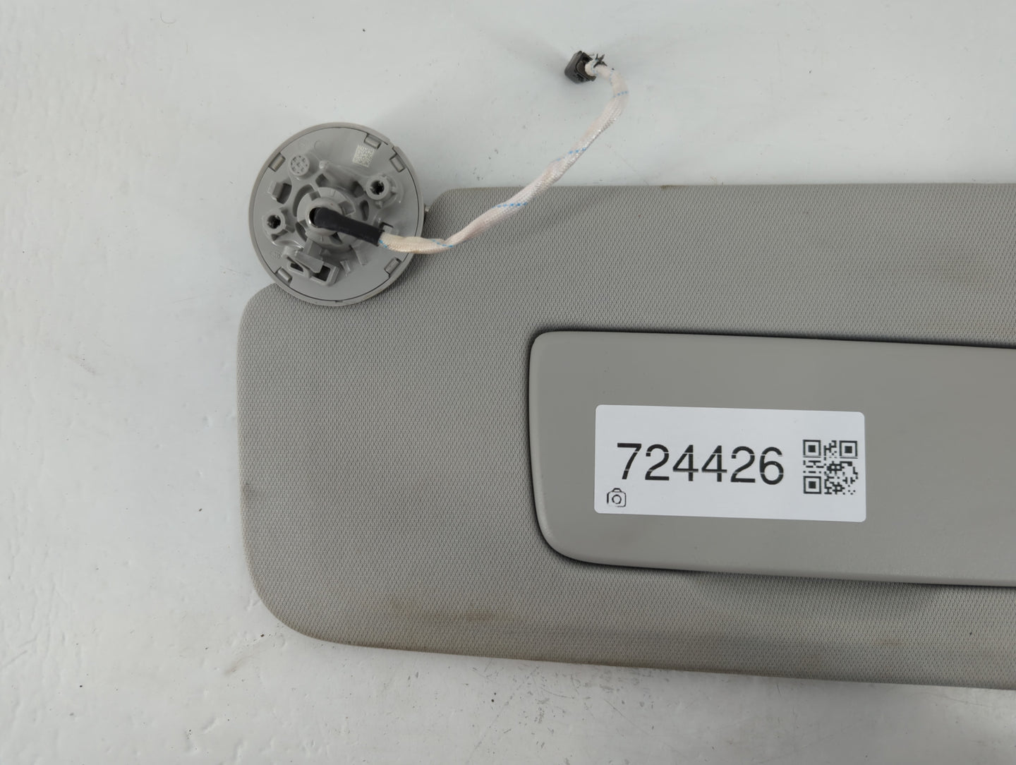 2018-2022 Chevrolet Traverse Sun Visor Shade Replacement Driver Left Mirror Fits Fits 2018 2019 2020 2021 2022 OEM Used Auto