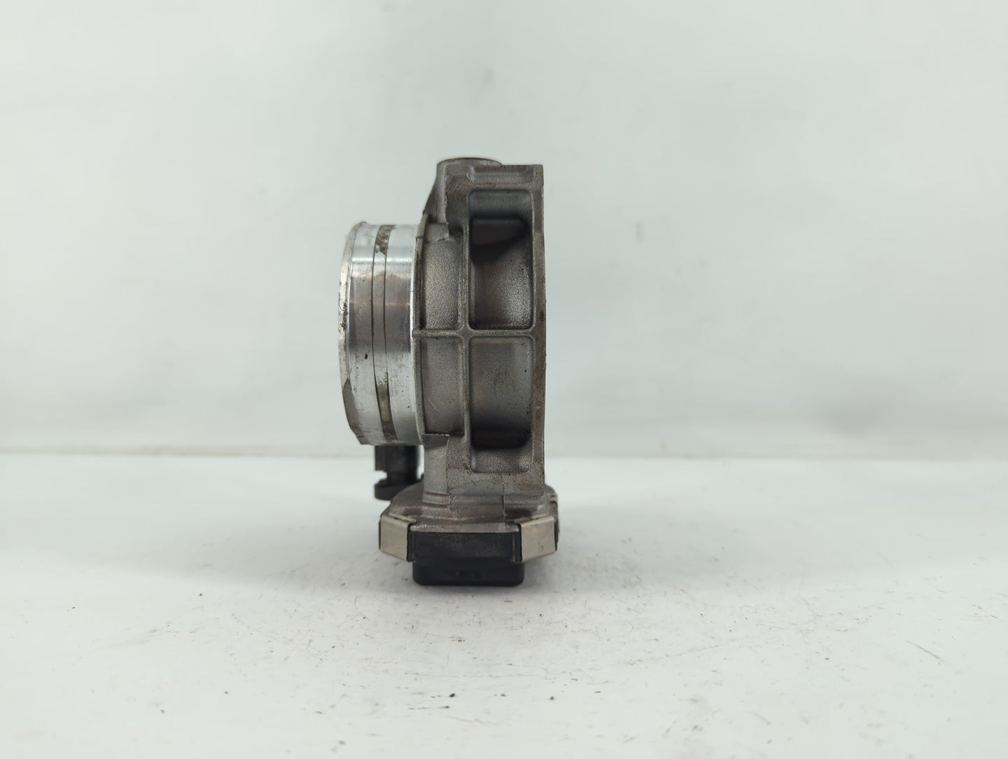 2017-2022 Chevrolet Traverse Throttle Body P/N:12670981AA Fits Fits 2012 2013 2014 2015 2016 2017 2018 2019 2020 2021 2022 O