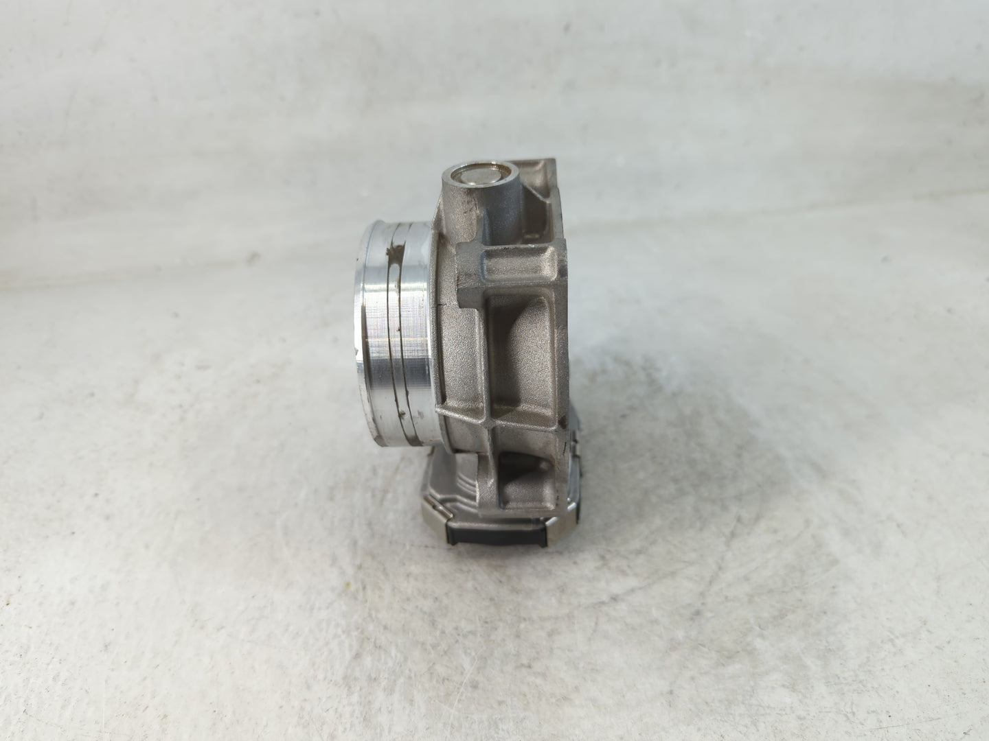 2017-2022 Chevrolet Traverse Throttle Body P/N:12632172BA Fits Fits 2012 2013 2014 2015 2016 2017 2018 2019 2020 2021 2022 O