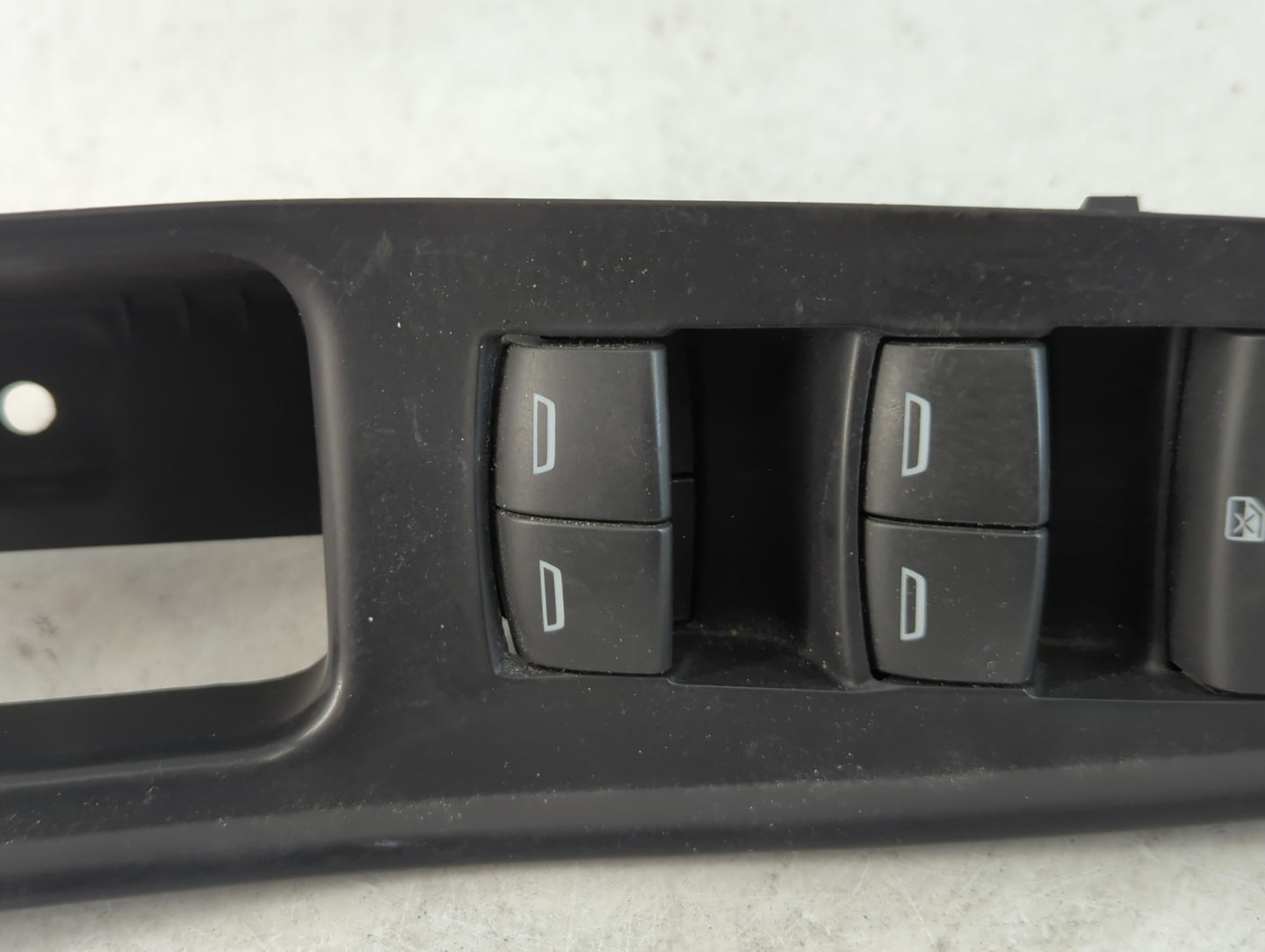 2021 Chevrolet Traverse Master Power Window Switch Replacement Driver Side Left P/N:84512940 Fits OEM Used Auto Parts - Oemu