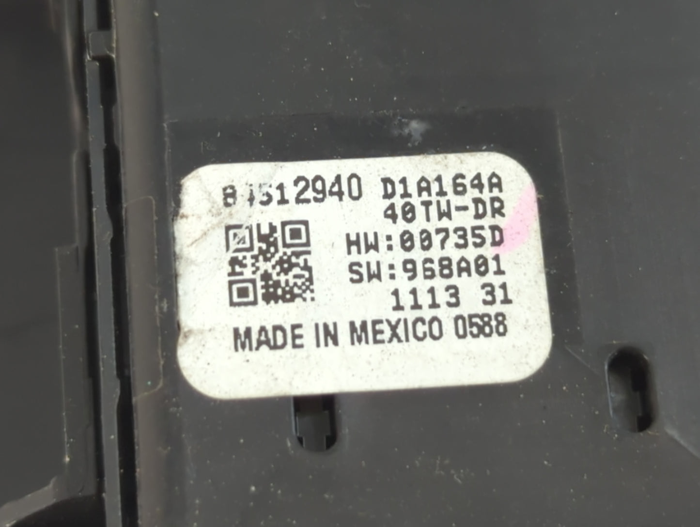 2021 Chevrolet Traverse Master Power Window Switch Replacement Driver Side Left P/N:84512940 Fits OEM Used Auto Parts - Oemu