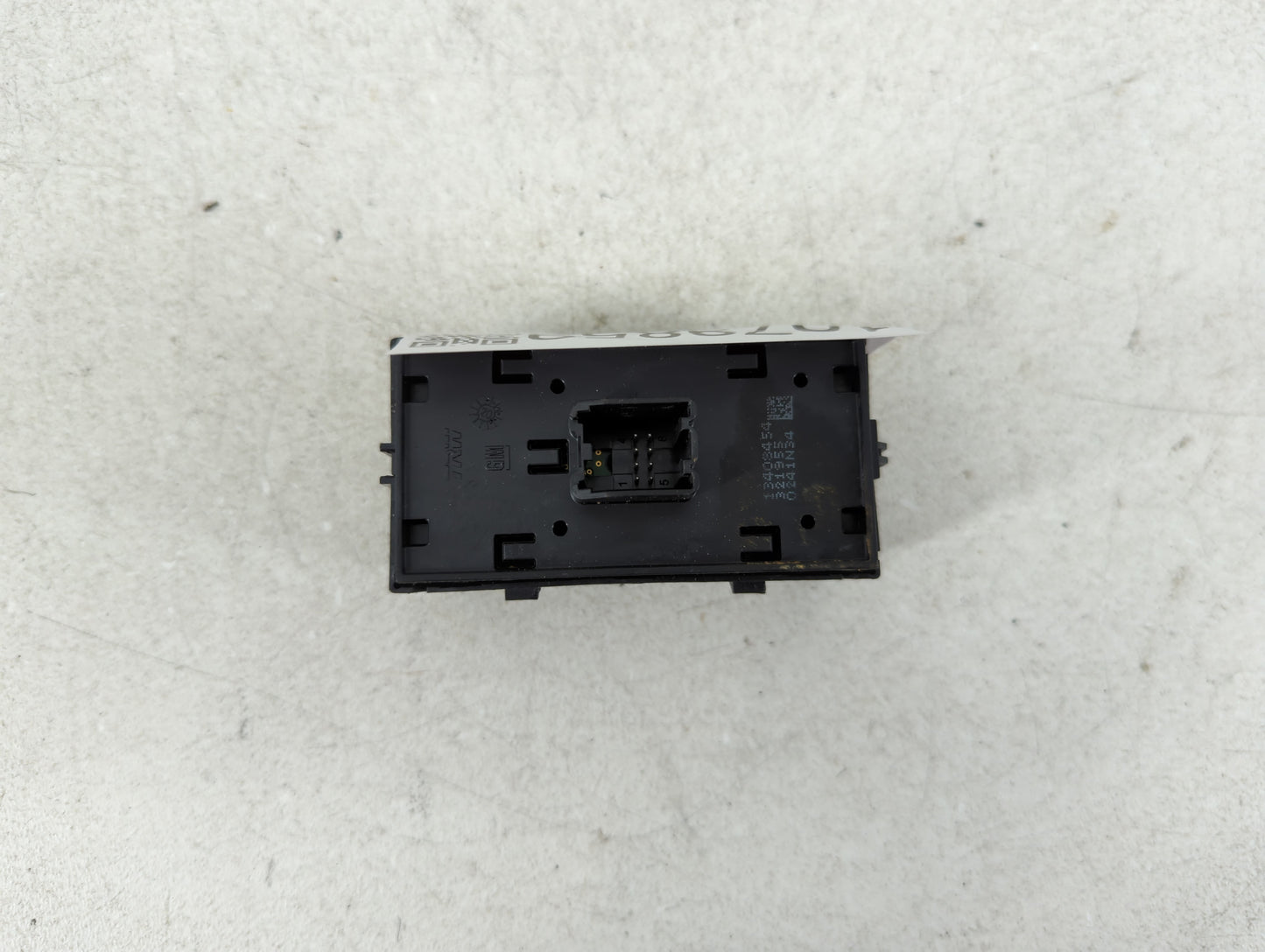 2017-2021 Chevrolet Trax Master Power Window Switch Replacement Driver Side Left P/N:13403454 Fits Fits 2017 2018 2019 2020 